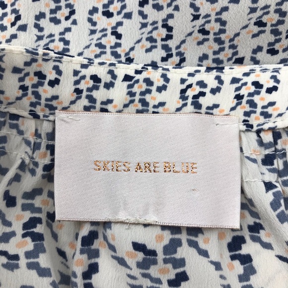 Skies Are Blue Printed Tunic Style Top - Picture 5 of 7